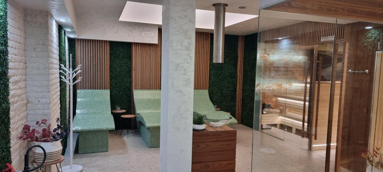 Gorni Dŭbnik Park Hotel Viasport מראה חיצוני תמונה